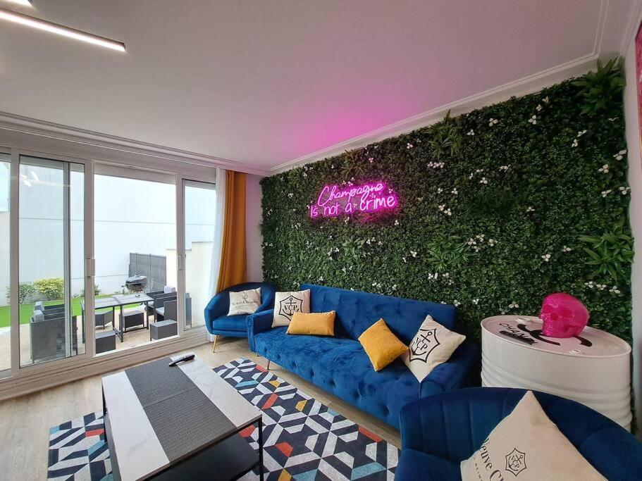 Camden - Exterieur Et Parking Apartment Reims Ngoại thất bức ảnh